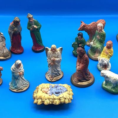 BL632 Classical Nativity Set