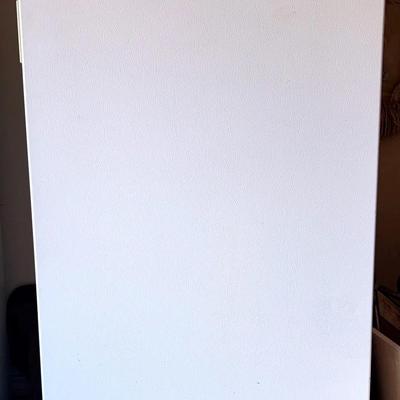 BL618 Frigidaire Freezer (not working)