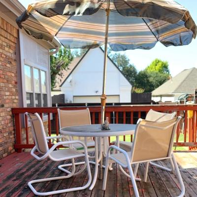 BL500 Patio Table And Chairs