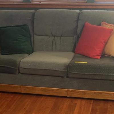 BL113 Bassett Blue Couch