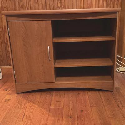BL130 Entertainment Cabinet
