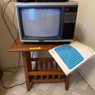 BL131 Classic JCPenney 13” TV, Apex DTV Tuner And Stand 