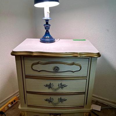 BL202 French Provincial Nightstand & Night Lamp