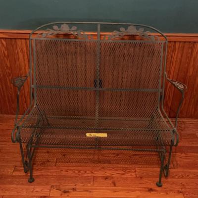 BL116 Metal Swing 