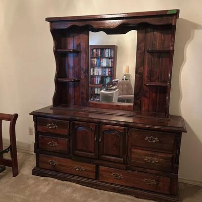BL209 Dark Brown Dresser With Mirror