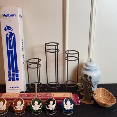 BL174 Velbon Tripod