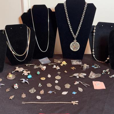 BL433 Christian Pendants And Necklaces