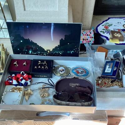 Sale Photo Thumbnail #60