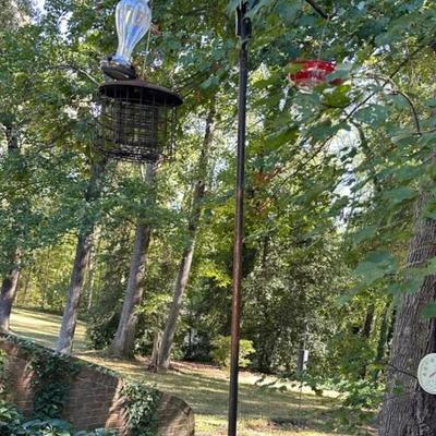 Rod And Bird Feeders