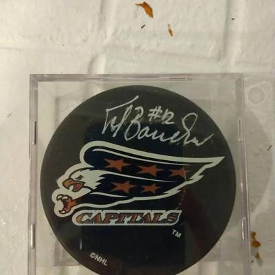 Peter Bondra Signed Hockey Puck