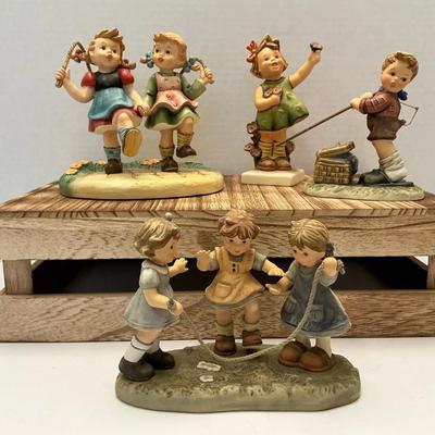 Goebel & ML Hummel Lot Of Four Figurines