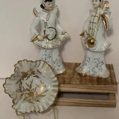 Lefton Asian 1950’s Porcelain Figurines And Trinket Dish