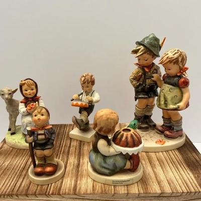 Hummel Mix Lot Timid Little Sister, Little Drummer, Hiker, Birthday Cake, Good Friends