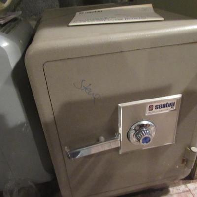 Sale Photo Thumbnail #150