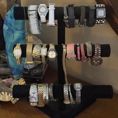 Sale Photo Thumbnail #20