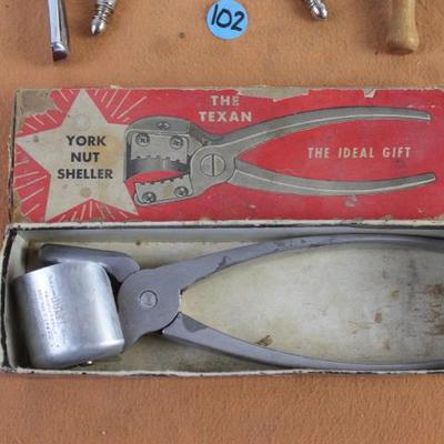 Sale Photo Thumbnail #164