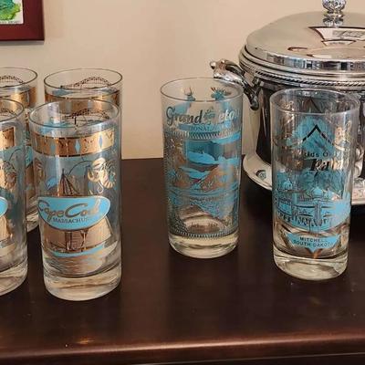 Vintage Souvenir Tumblers