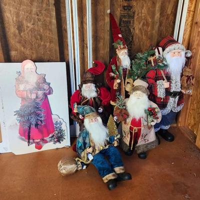 Santas, Santas, Santas