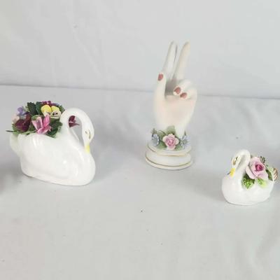 Royal Adderley Floral Swans