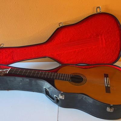 Habana G-235 Acoustic Guitar With Case!