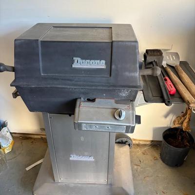 Ducane Gas Grill W/Tank