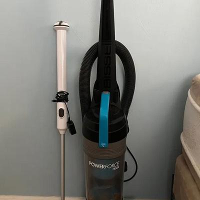 Lot 329: Bissell Vacuum