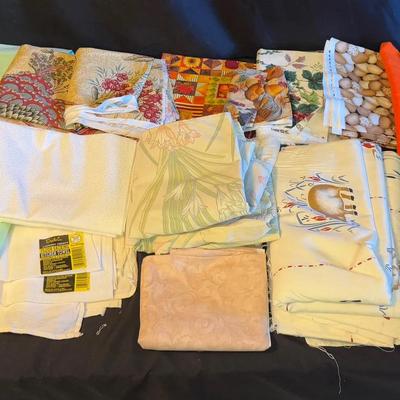 Lot 426: Large Assorted Fabric Lot – Cotton, Fleece, and Decorative Prints