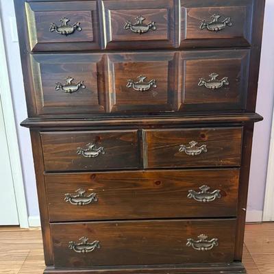 Lot 456: Vintage 5-Drawer Wooden Chest of Drawers – Dark Finish with Brass Handles