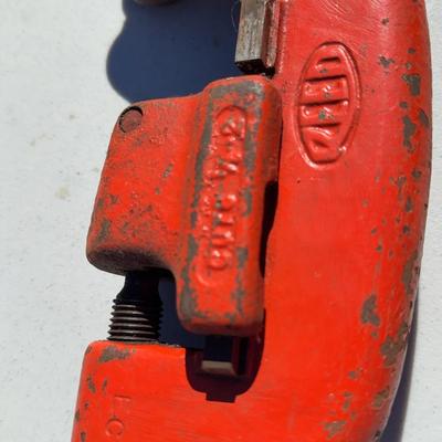 Lot 540: Reed Mfg. Co. Heavy-Duty Pipe Cutter – Made in USA, Cuts Up to 2” Pipe