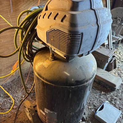 Lot 251: Husky Air Compressor