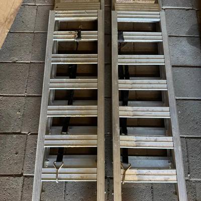 Lot 247: Pair Of Aluminum Loading Ramps 6-8’