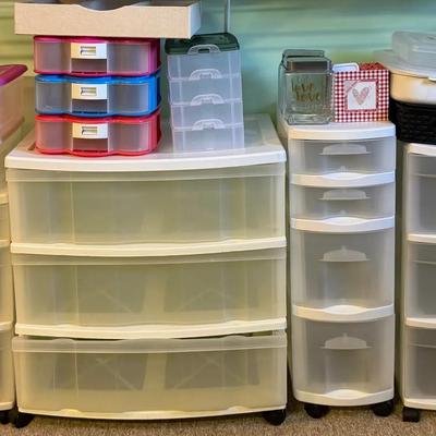 Lot 454: Crafts Storage
