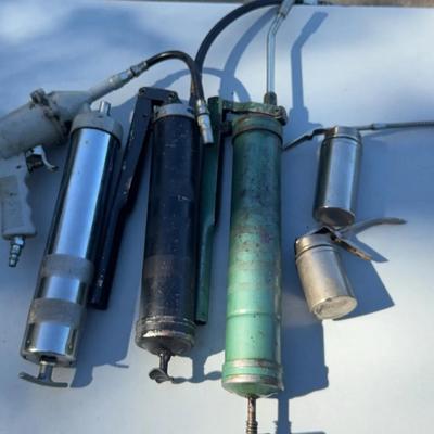 Lot 520: Grease Guns And Oil Can - Fun With Lube