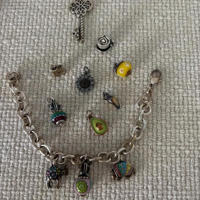 Sale Photo Thumbnail #149