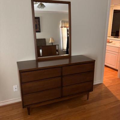 Sale Photo Thumbnail #79