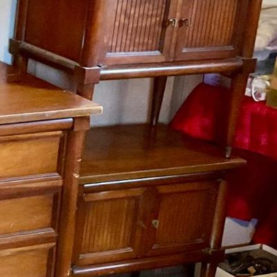 Bedroom set by the white company