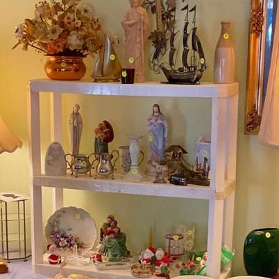 Sale Photo Thumbnail #21: Religious figures