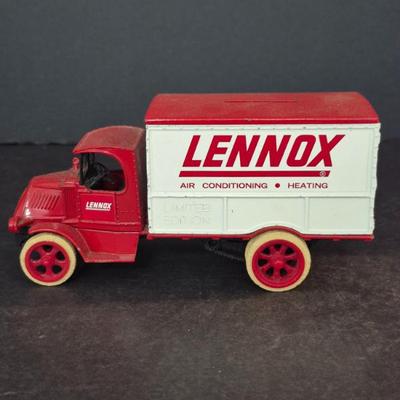 LE Vintage Ertl Lennox Air Conditioning 1926 Mack Bull Dog Bank