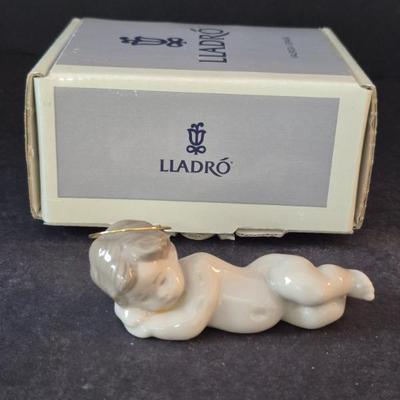 Vintage Lladró Little Jesus Figurine #04535 - In Original Box