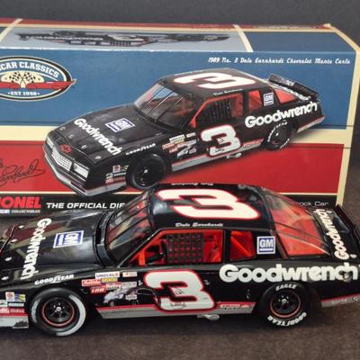 1:24 Die Cast Metal Lionel #3 Dale Earnhardt Goodwrench Racing 1989 Monte Carlo - In Original Box