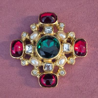 Vintage Maltese Cross Brooch