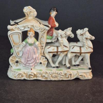 Vintage Wales Porcelain Japan Colonial Style Carriage Scene Figurine - 5¾" Tall