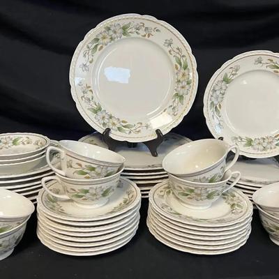 Royal Jackson “Dogwood” Dinnerware