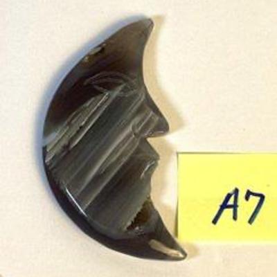 Agate moon