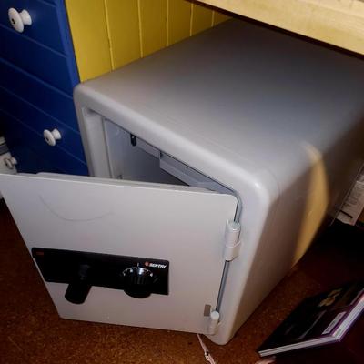 Sale Photo Thumbnail #127