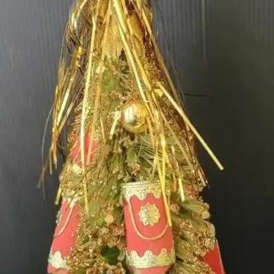 Sankyo Japan Musical Bottle Brush Tree (LR)