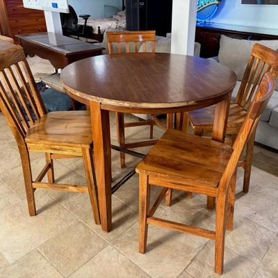 Nautica High Top Table & Chairs