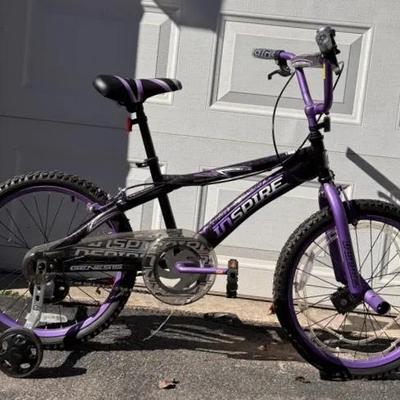 Bike With Training Wheels 