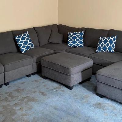 L-Shape Sectional Sofa With Chaise & Ottoman 
