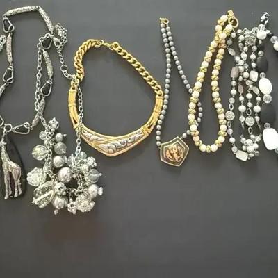 10 Big Necklaces